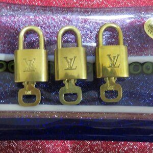 Louis Vuitton Gold Brass 300 Series lock and key 305 308 309 318 322